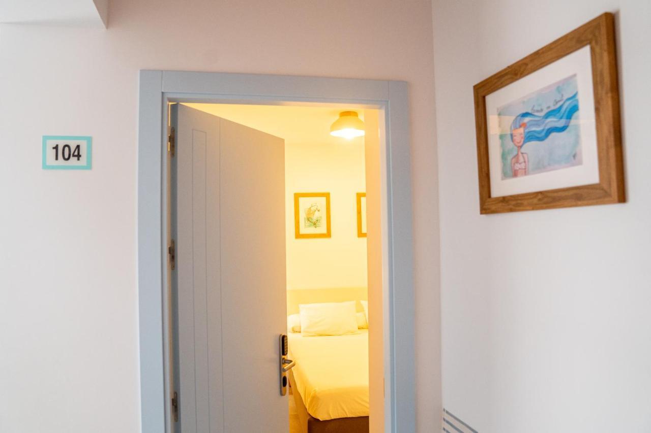 Hostal Tarantelo Conil Конил-де-ла-Фронтера Екстериор снимка