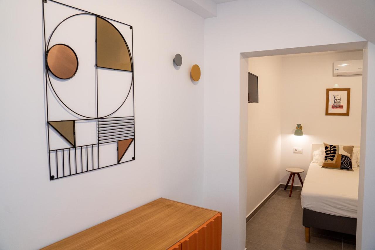 Hostal Tarantelo Conil Конил-де-ла-Фронтера Екстериор снимка