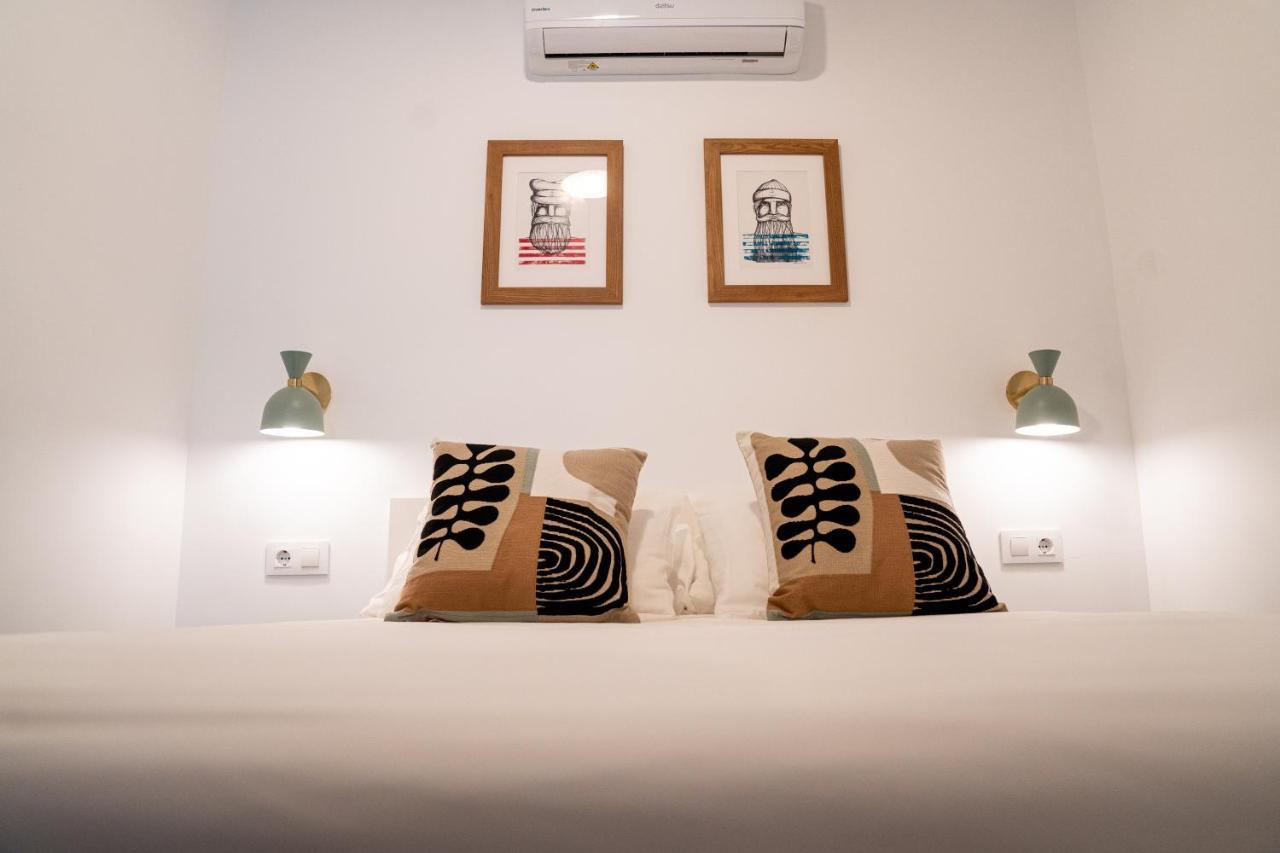 Hostal Tarantelo Conil Конил-де-ла-Фронтера Екстериор снимка