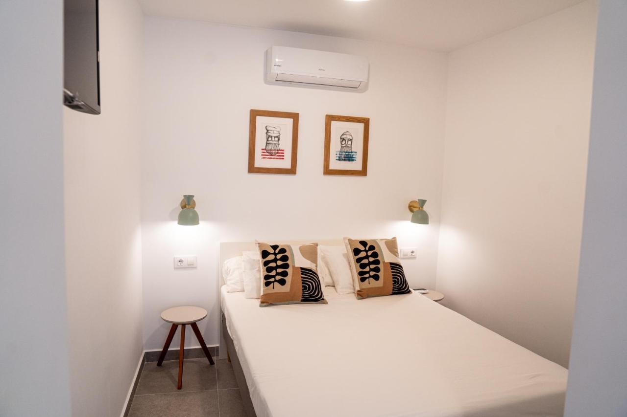 Hostal Tarantelo Conil Конил-де-ла-Фронтера Екстериор снимка