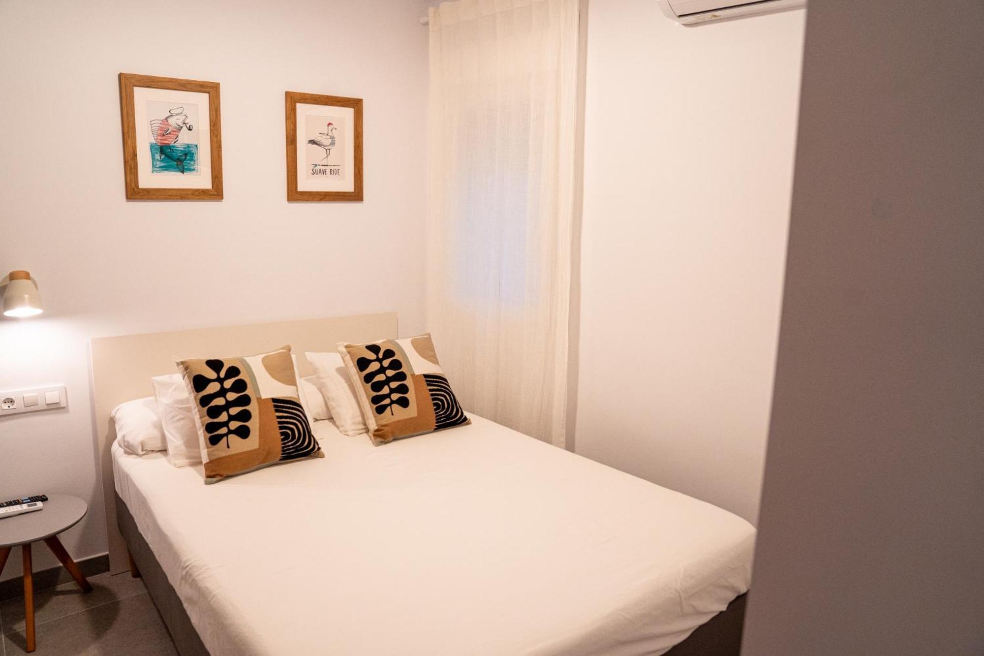 Hostal Tarantelo Conil Конил-де-ла-Фронтера Екстериор снимка